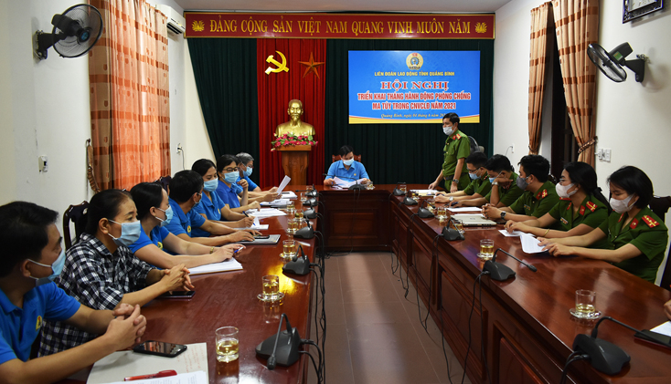Liên đoàn Lao động tỉnh phối hợp với PC04 tổ chức hội nghị triển khai “Tháng hành động phòng, chống ma túy trong công nhân, viên chức, lao động” năm 2021.