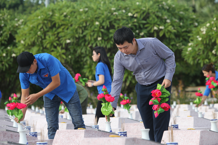 Đây là hoạt động ý nghĩa nhằm giáo dục truyền thống  