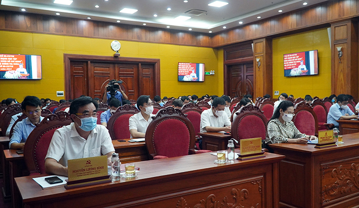 Các đại biểu dự hội nghị.