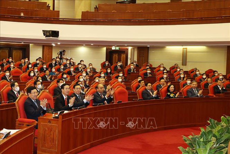 Các đồng chí lãnh đạo Đảng, Nhà nước và các đại biểu dự bế mạc Hội nghị. Ảnh: Trí Dũng/TTXVN