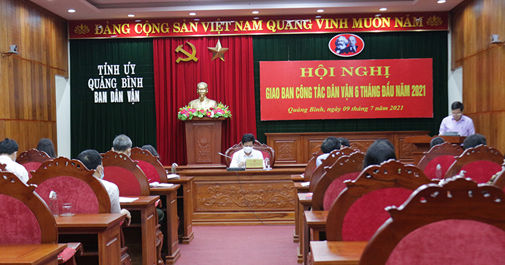 Quang cảnh hội nghị.