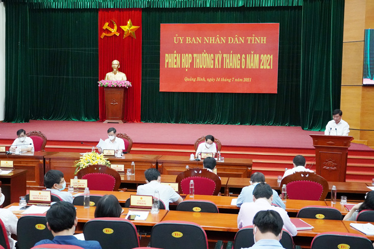 Theo báo cáo của Giám đốc Sở Tài chính thu ngân sách 6 tháng đầu năm 2021 đạt 3.724 tỷ đồng, bằng 84,7% so với dự toán Trung ương giao; bằng 68,6% dự toán địa phương giao và bằng 130% với thực hiện cùng kỳ năm trước.