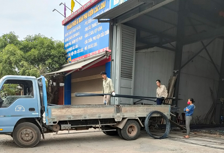 Một cửa hàng bán VLXD trên địa bàn TP. Đồng Hới.
