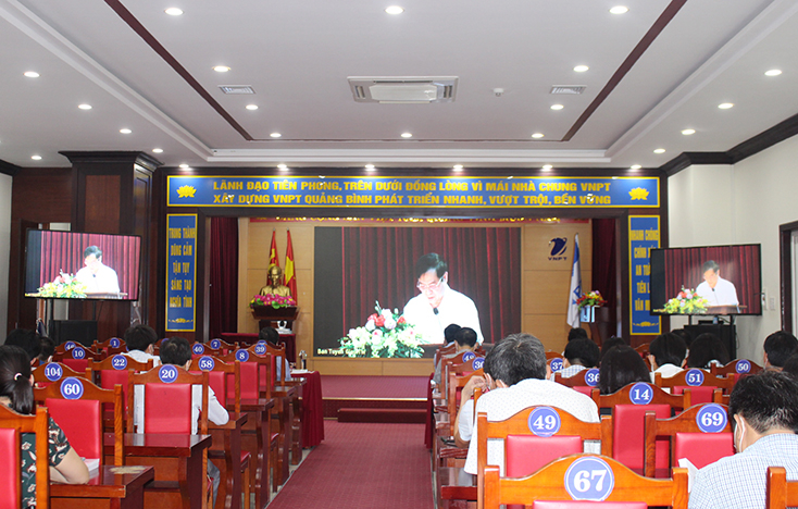 Toàn cảnh hội nghị tại điểm cầu tỉnh Quảng Bình.