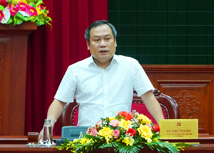 Đồng chí Bí thư Tỉnh ủy Vũ Đại Thắng phát biểu kết luận buổi làm việc