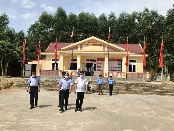 Nhà văn hóa thôn Thuận Tiến, xã Thuận Hóa, huyện Tuyên Hóa được xây dựng khang trang, làm khởi sắc bộ mặt NTM nơi đây.