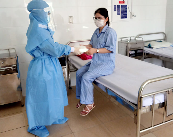  Bảo vệ quyền và sức khỏe của phụ nữ, trẻ em gái trước đại dịch Covid-19 
