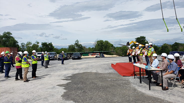 Quang cảnh buổi lễ.