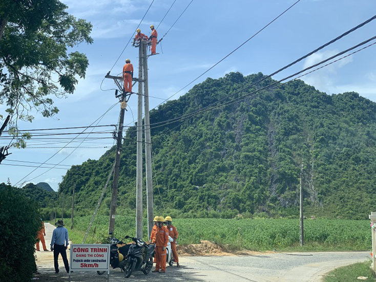  PC Quảng Bình đang phấn đấu hoàn thành kế hoạch ĐTXD năm 2021.     