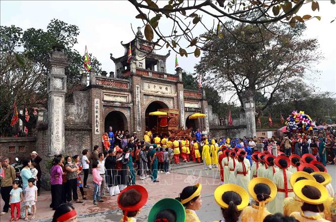  Khai hội Cổ Loa, huyện Đông Anh, Hà Nội. Ảnh tư liệu: Hoàng Hùng/TTXVN