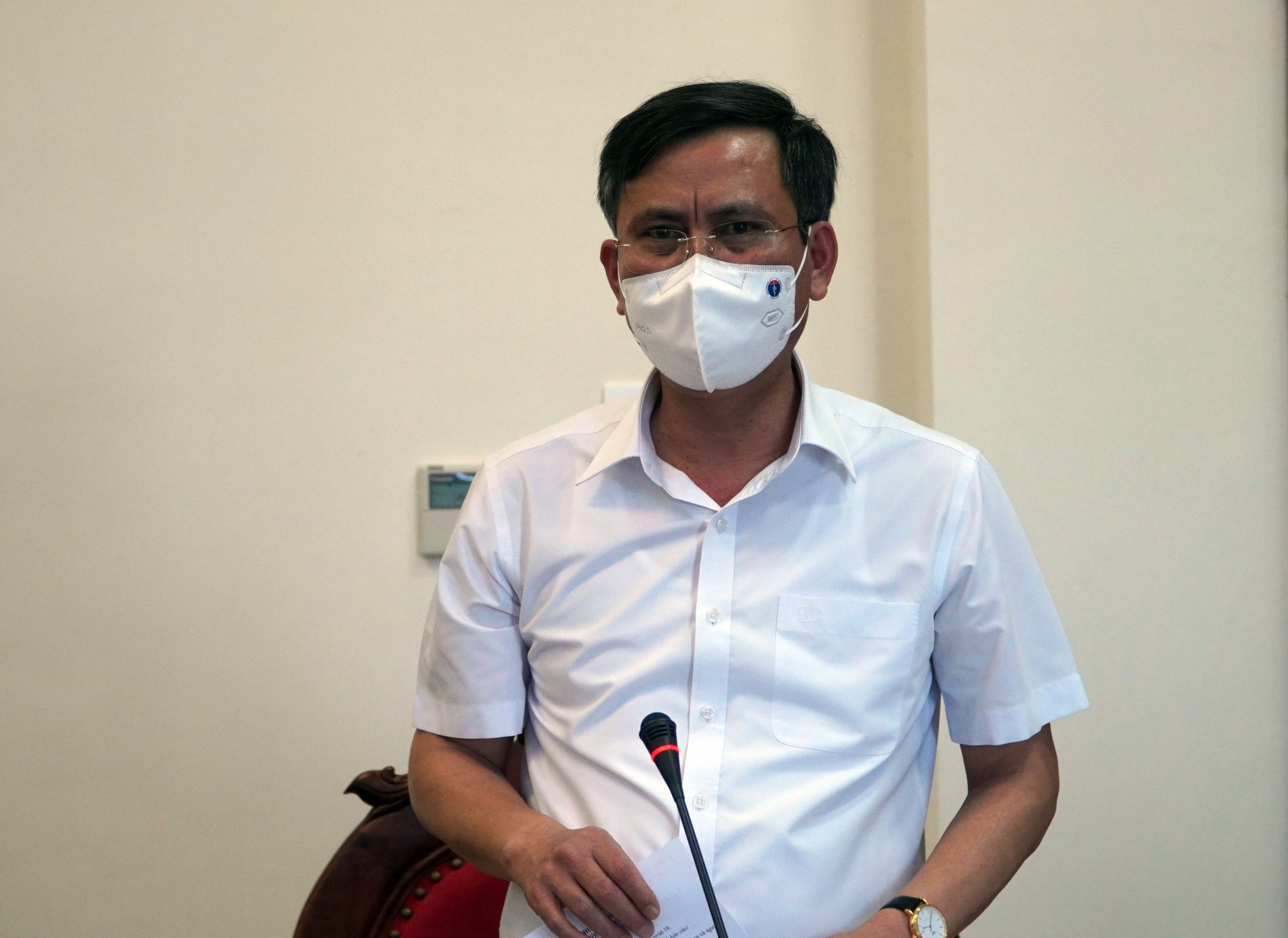 Đồng chí Trần Thắng, Phó Bí thư Tỉnh ủy, Chủ tịch UBND tỉnh: Cần đánh giá, nhận định tình hình dịch bệnh chính xác để triển khai các giải pháp phù hợp.