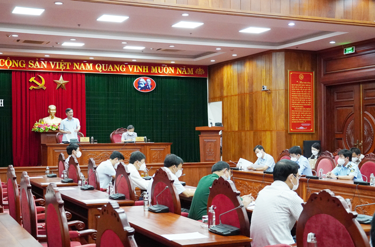 Toàn cảnh cuộc họp.
