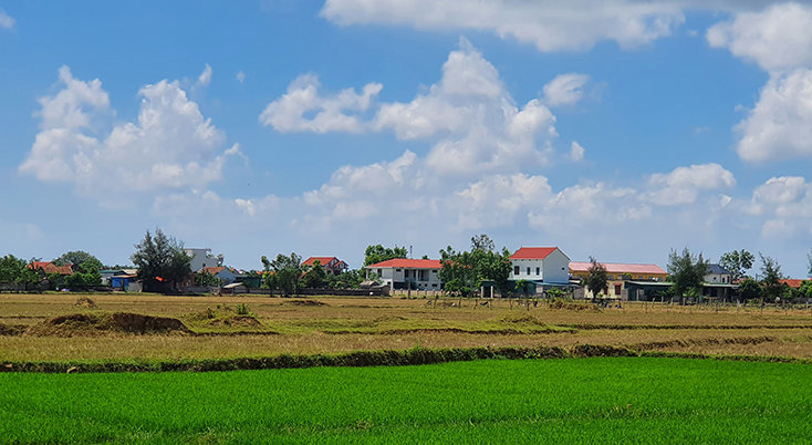 Đền tưởng niệm Liệt sĩ Trường Sơn bến phà Long Đại trở thành điểm đến của du khách, đồng thời góp phần giáo dục lòng yêu nước cho thế hệ trẻ hôm nay.