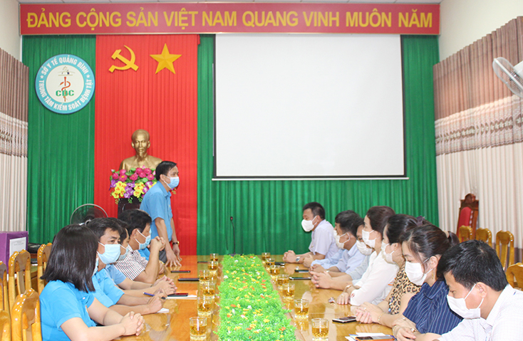 LĐLĐ tỉnh luôn quan tâm, đồng hành cùng các lực lượng chức năng trong công tác phòng, chống dịch bệnh Covid-19.