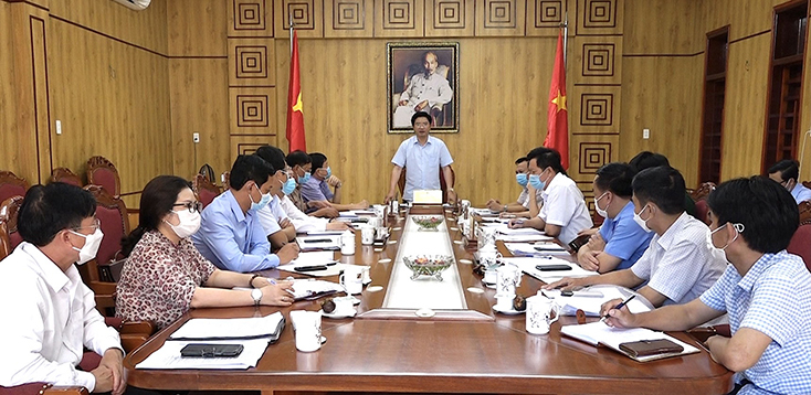 Đồng chí Trương An Ninh, Bí thư Thị ủy chủ trì hội nghị.
