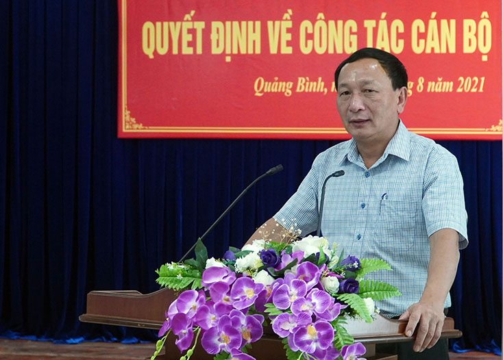 Đồng chí  Phó Bí thư Thường trực Tỉnh ủy Trần Hải Châu phát biểu giao nhiệm vụ.