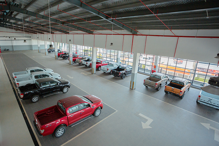 Kho xe với sức chứa gần 80 xe