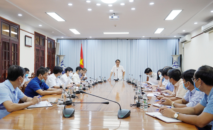  Các đại biểu dự cuộc họp.