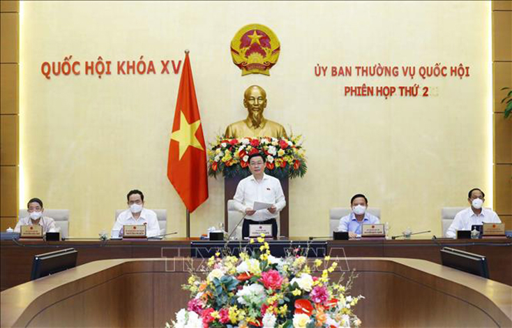Chủ tịch Quốc hội Vương Đình Huệ phát biểu bế mạc. Ảnh: Doãn Tấn/TTXVN