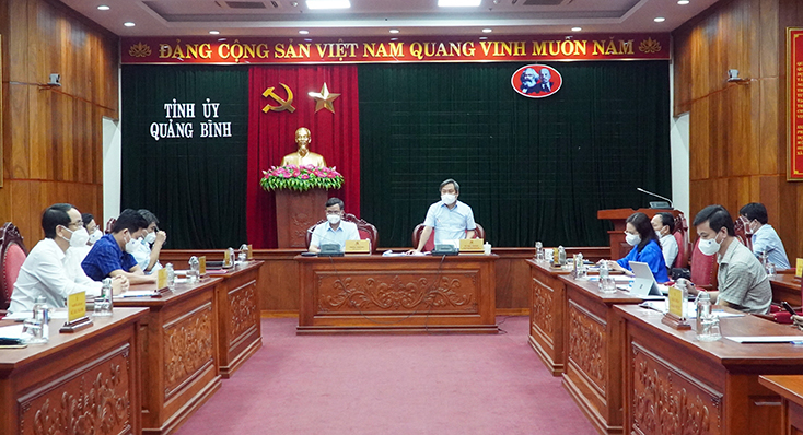 Quang cảnh buổi làm việc.