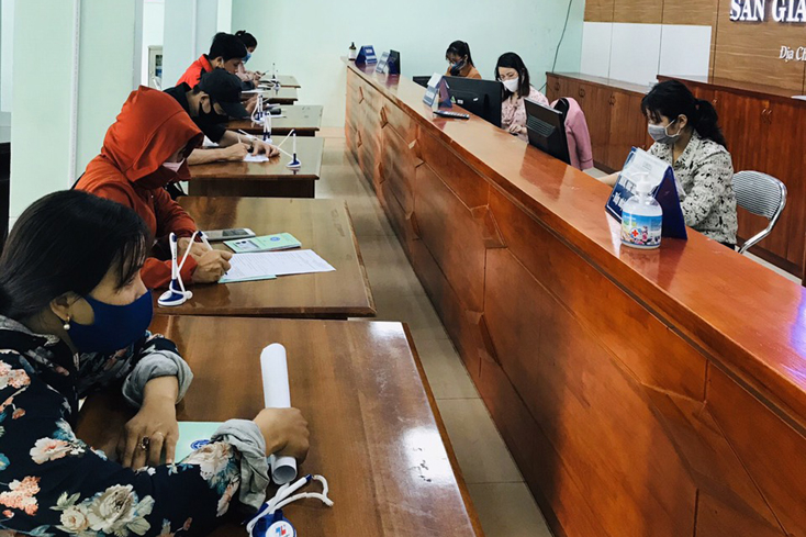 TTDVVL tỉnh tư vấn việc làm, học nghề, bảo hiểm thất nghiệp… cho LĐ trong mùa dịch Covid-19.
