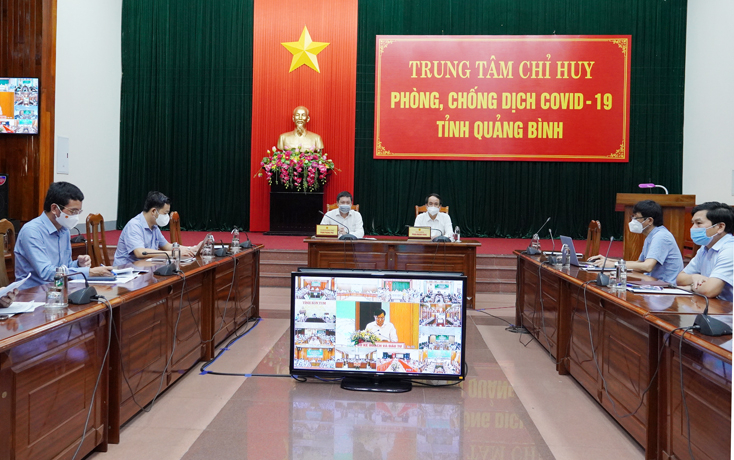 Đồng chí Phó Chủ tịch UBND tỉnh Phan Mạnh Hùng dự hội nghị tại điểm cầu Quảng Bình
