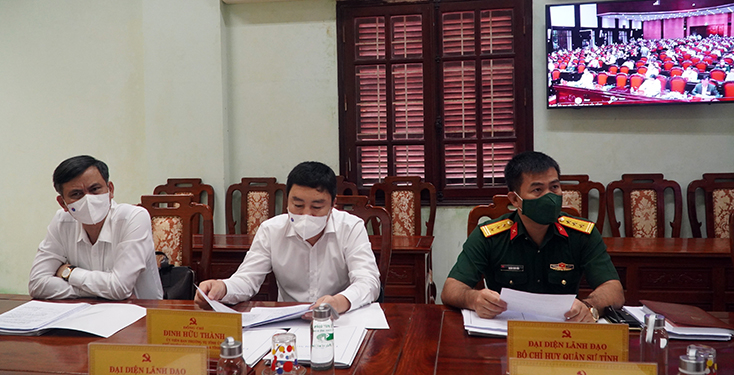 Các đại biểu dự hội nghị tại điểm cầu Quảng Bình 