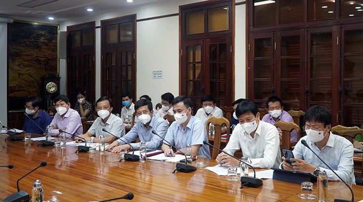 Các đại biểu tại buổi làm việc.