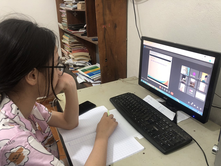 Sự tương tác giữa cô và trò góp phần nâng cao chất lượng các bài giảng.