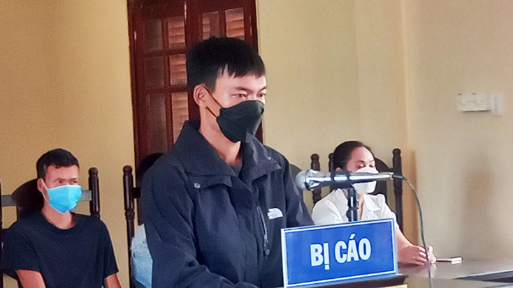Bị cáo Phan Công Tuân tại phiên xét xử.