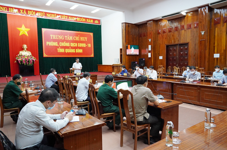Các đại biểu dự cuộc họp ở điểm cầu trung tâm