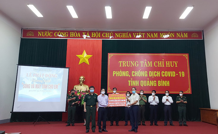 Nhiều đơn vị, doanh nghiệp tham gia ủng hộ chương trình “Sóng và máy tính cho em”