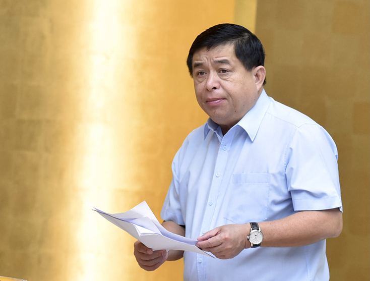 Bộ trưởng Bộ Kế hoạch và Đầu tư Nguyễn Chí Dũng phát biểu tại Hội nghị - Ảnh: VGP/Nhật Bắc