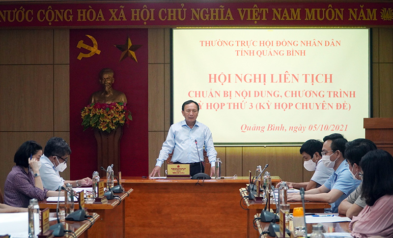 Đồng chí Phó Bí thư Thường trực Tỉnh ủy, Chủ tịch HĐND tỉnh Trần Hải Châu phát biểu kết luận hội nghị