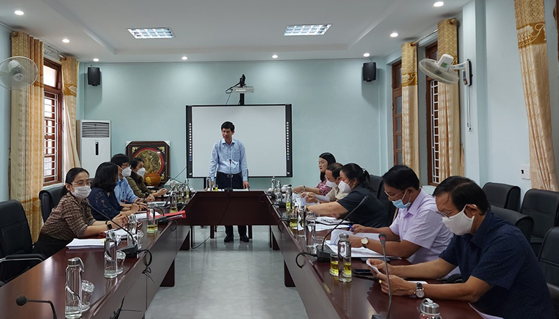 Đồng chí Phó Chủ tịch UBND tỉnh Hồ An Phong phát biểu tại buổi làm việc.