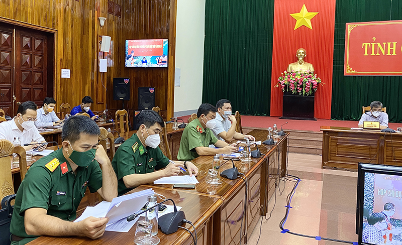 Các đại biểu dự cuộc họp.