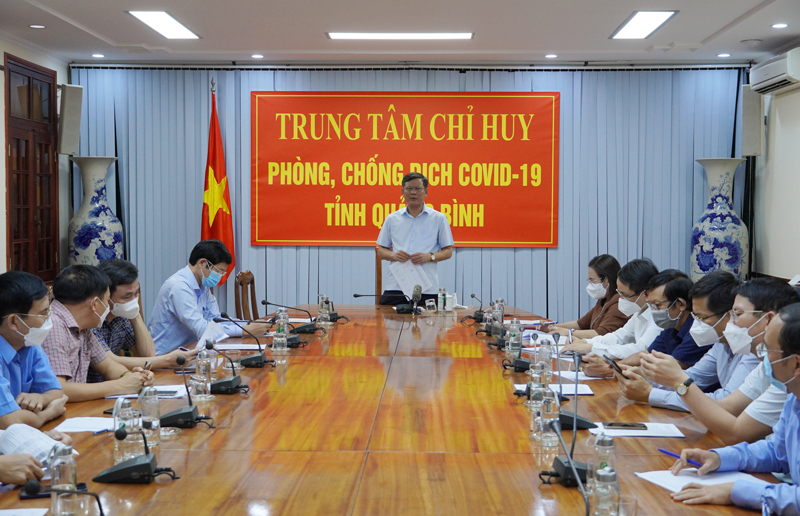 Đồng chí Chủ tịch UBND tỉnh Trần Thắng phát biểu kết luận tại cuộc họp.