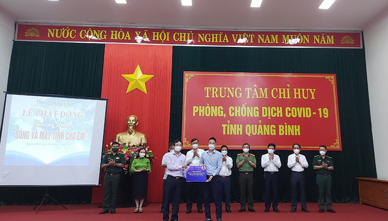  Dù gặp khó khăn do ảnh hưởng của dịch Covid-19 nhưng các doanh nghiệp luôn đồng hành cùng chương trình  