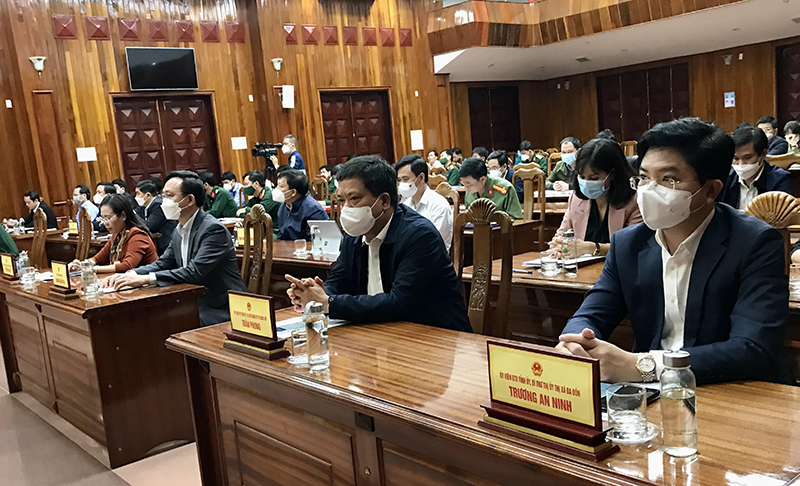 Các đại biểu dự hội nghị.