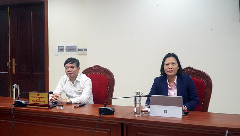 Đại biểu dự phiên họp
