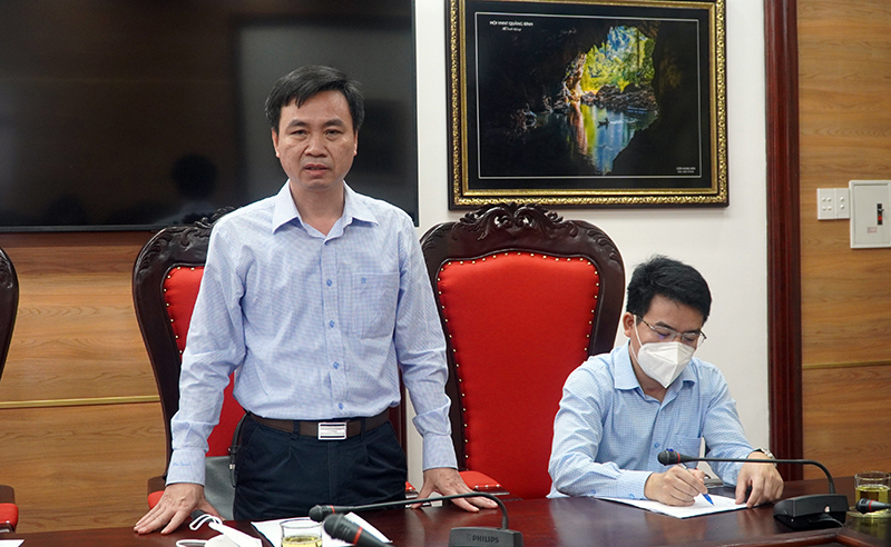 Các đại biểu phát biểu tại buổi làm việc.   