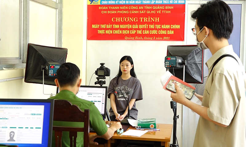 Phòng Cảnh sát quản lý hành chính về trật tự xã hội đẩy mạnh công tác cải cách hành chính trong hoạt động, phục vụ nhân dân tốt hơn.