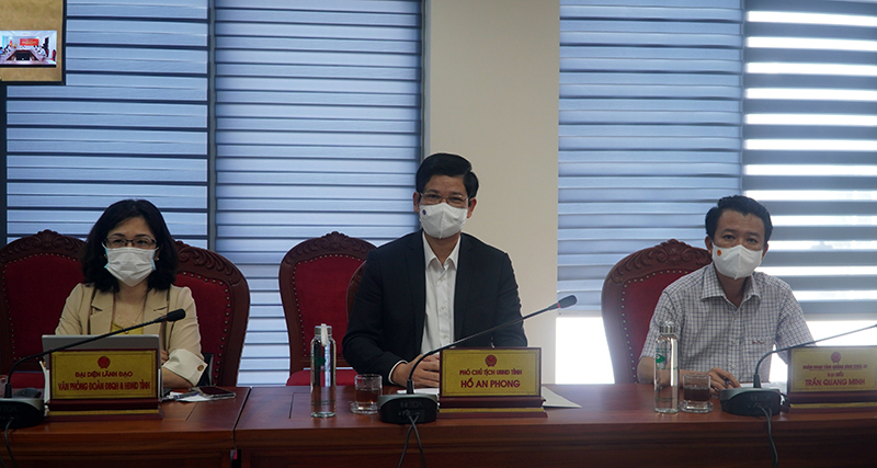 Đại biểu dự hội nghị