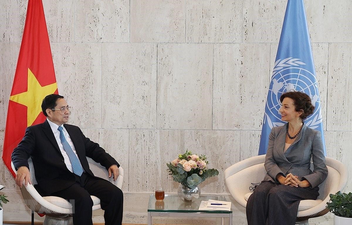 Thủ tướng Phạm Minh Chính gặp Tổng Giám đốc UNESCO Audrey Azoulay. (Ảnh: Dương Giang/TTXVN)