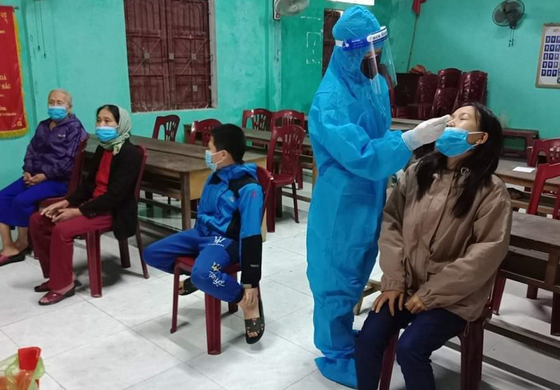 Test nhanh, phát hiện sớm là một trong những yếu tố quyết định đến việc khoanh vùng dập dịch. 