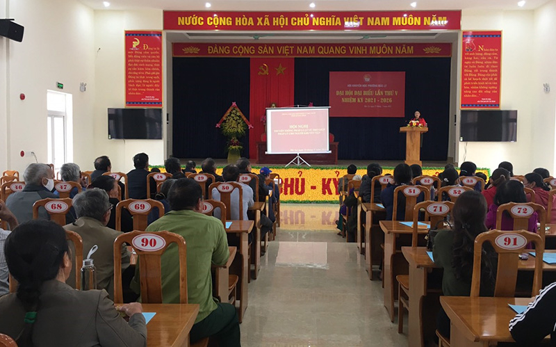 Trung tâm TGPL Nhà nước tỉnh phối hợp tổ chức TGPL cho người dân tại xã Châu Hóa, huyện Tuyên Hóa (Ảnh chụp trước thời điểm dịch Covid-19 bùng phát).