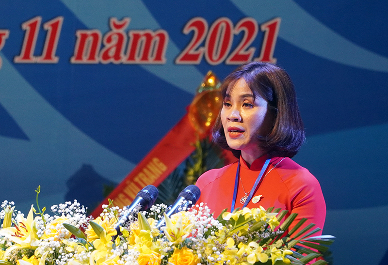 Đồng chí Diệp Thị Minh Quyết phát biểu nhận nhiệm vụ