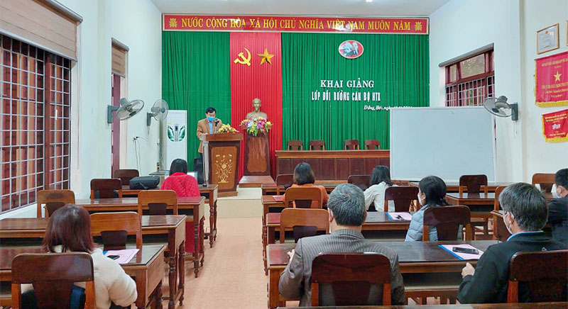 Các học viên tham gia lớp bồi dưỡng