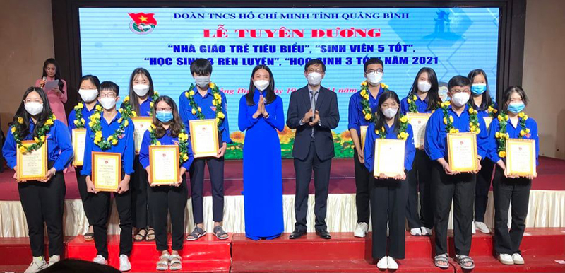 Tuyên dương 