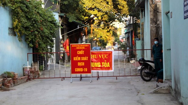 Cụm dân cư thuộc đường Nguyễn Tĩnh, phường Đông Hương, thành phố Thanh Hóa bị phong tỏa. (Ảnh: Nguyễn Nam/TTXVN)